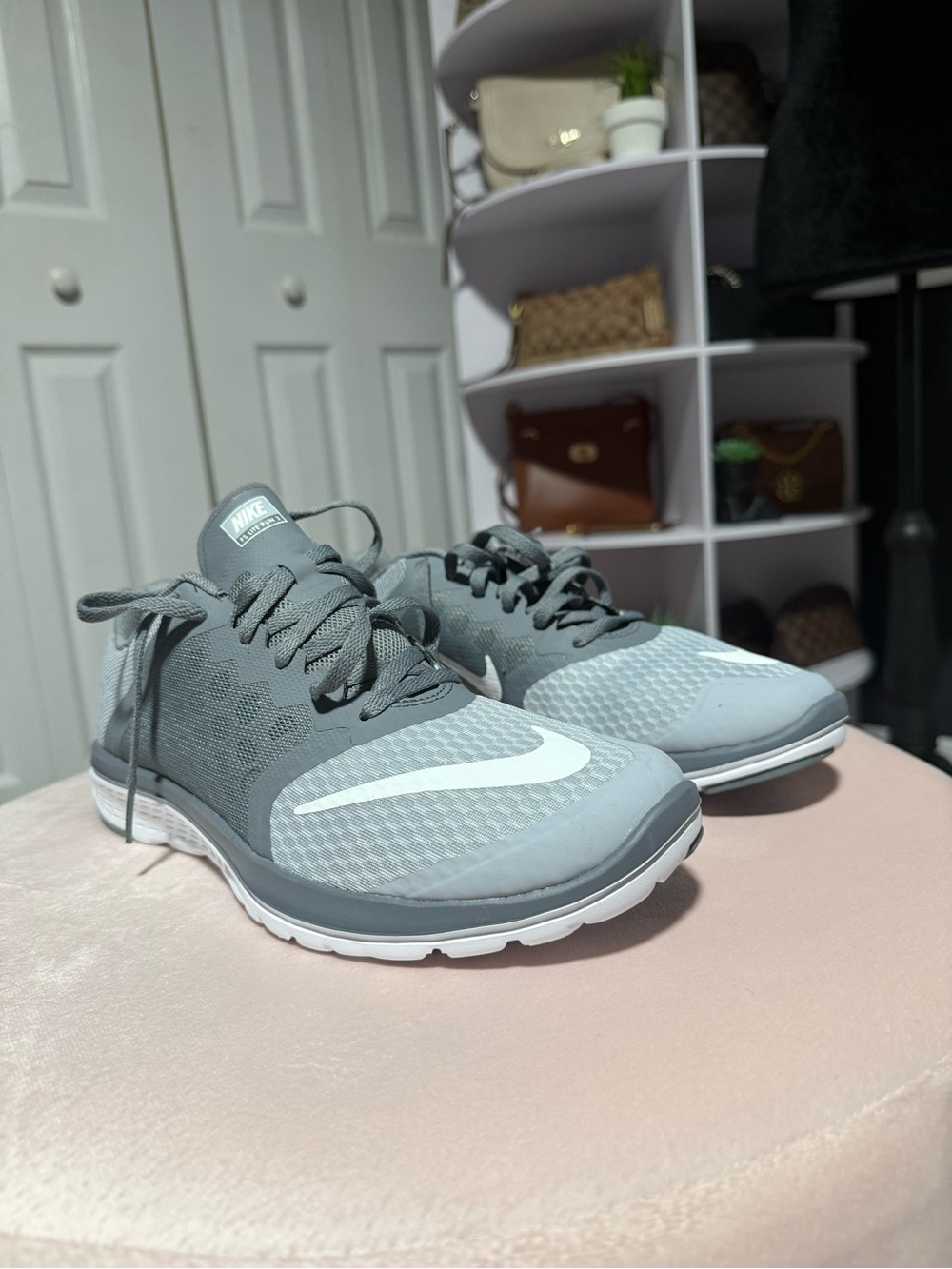 Nike Men’s Gray and White Athletic Training Sneakers
